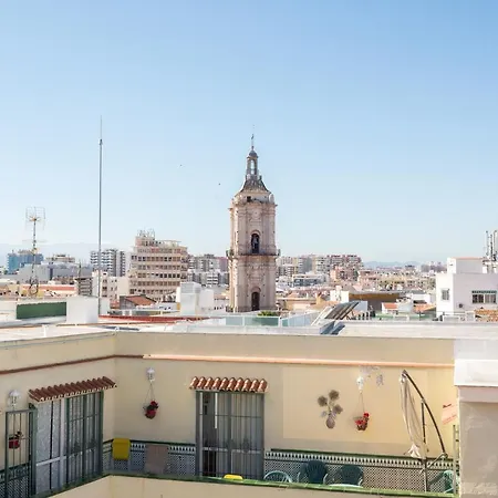 Flores - Atico Duplex Con Terraza - Probeyma - * Malaga