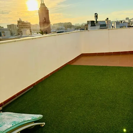 Flores - Atico Duplex Con Terraza - Probeyma - Malaga