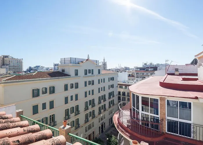 Flores - Atico Duplex Con Terraza - Probeyma - * Malaga